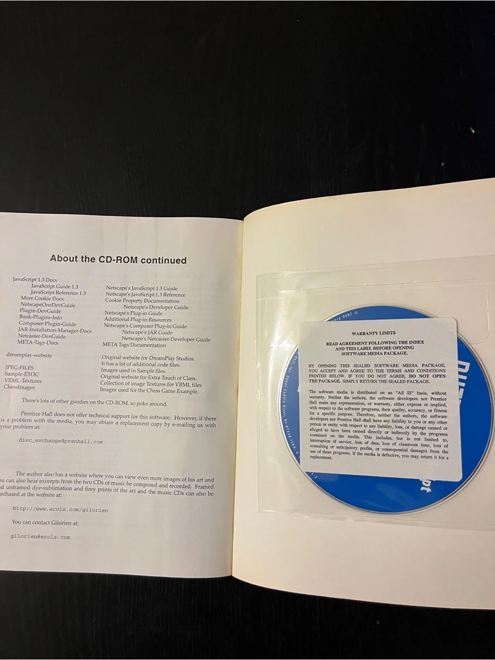 Prentice Hall DHTML & JavaScript Gilorien Book Vintage 1999 CD Included